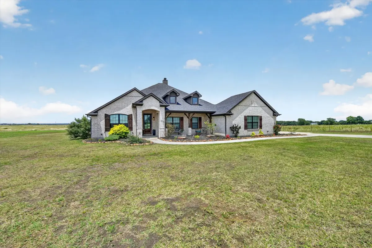 7014 Davidson Road, Sanger, TX 76266 - #1