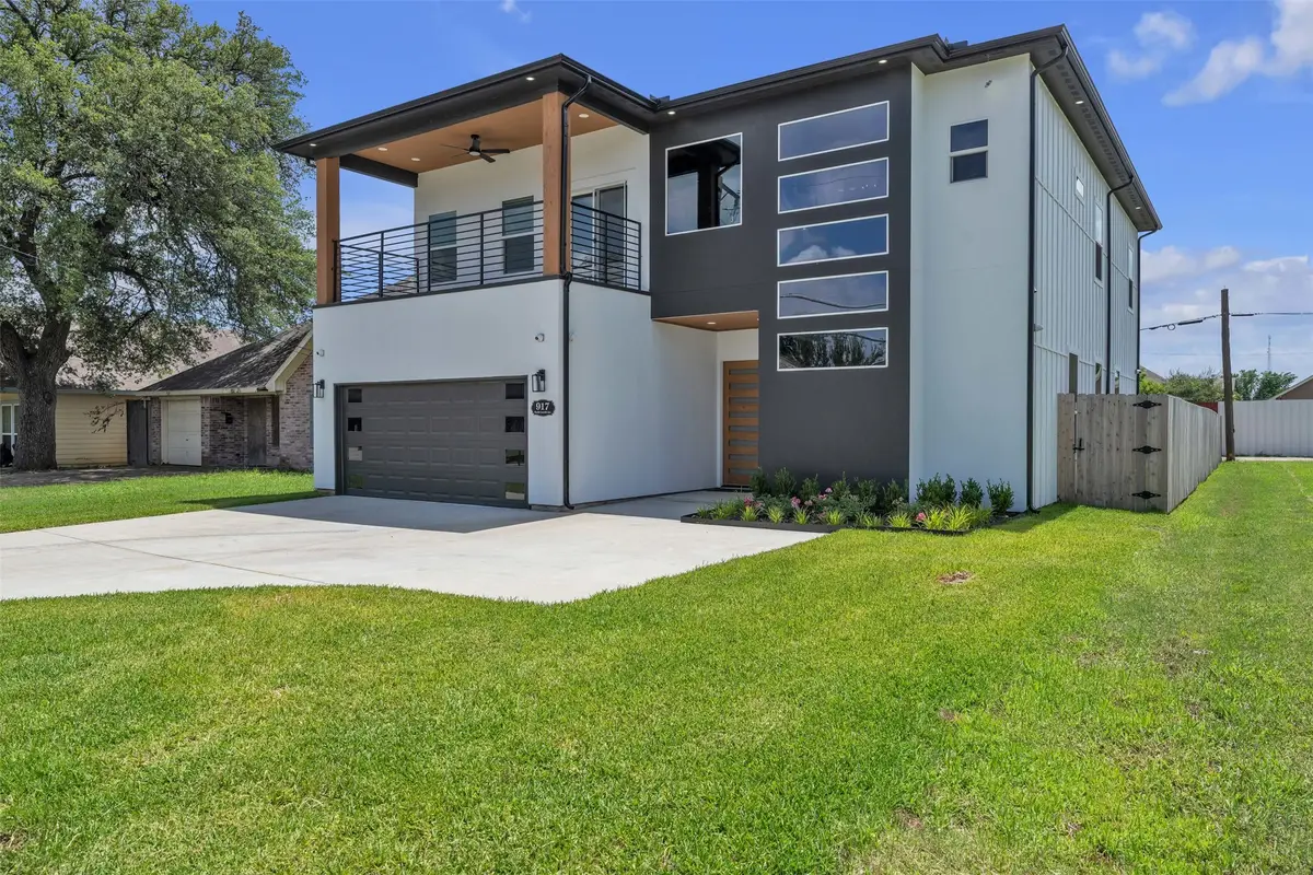 917 S Carroll Avenue, Dallas, TX 75223 - #1