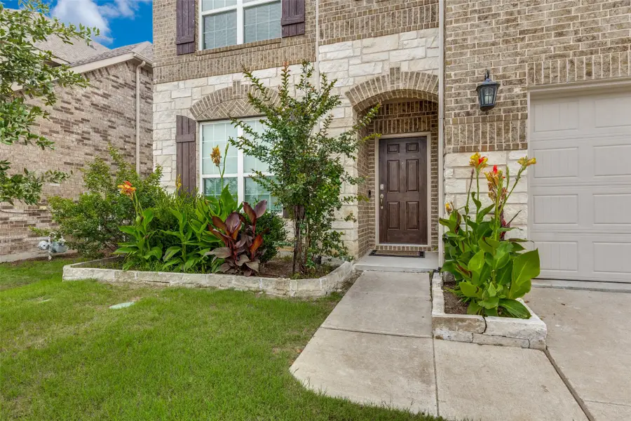 1005 Pinnacle Breeze Drive, Fort Worth, TX 76052 - #2