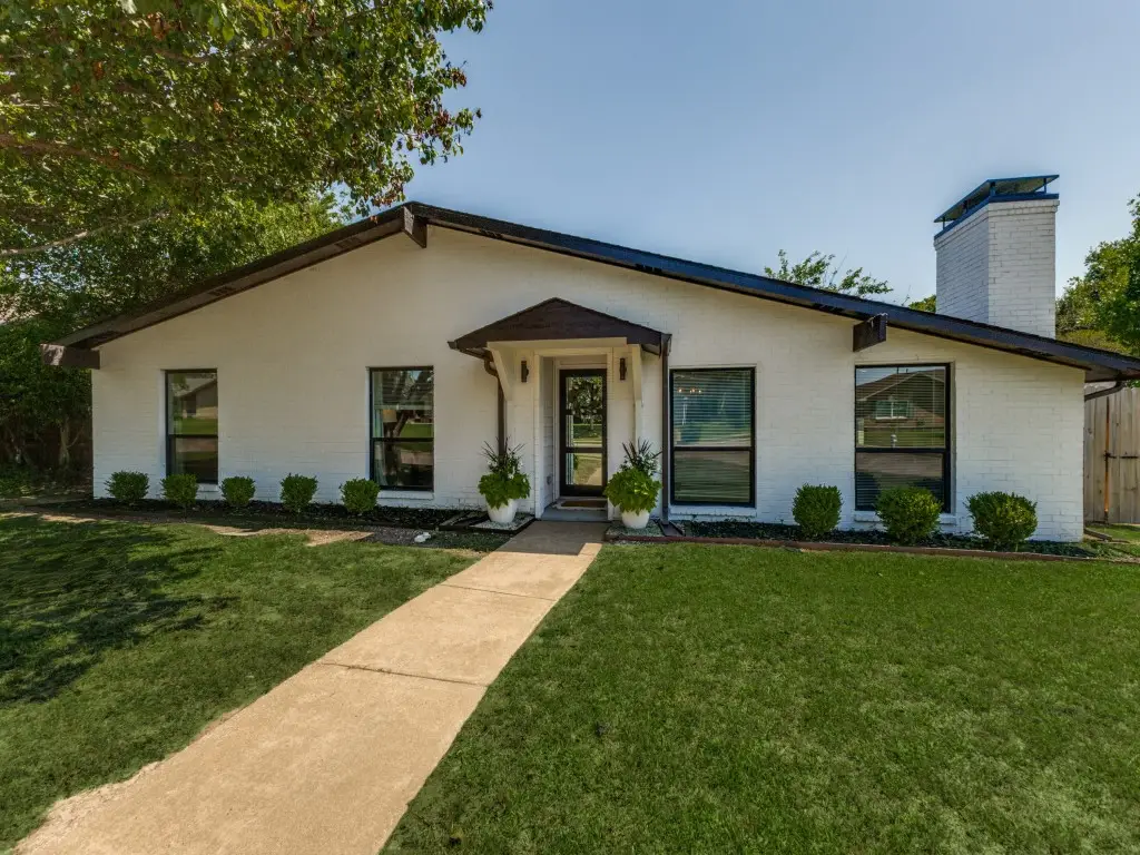 6716 Roundrock Road, Dallas, TX 75248 - #1