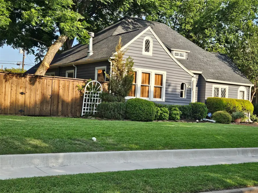 306 Harbin Avenue, Waxahachie, TX 75165 - #3