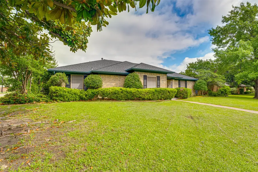917 Meadowgate Drive, Garland, TX 75040 - #2