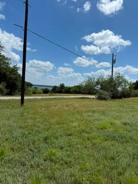 10065 Lakeview Court, Whitney, TX 76692