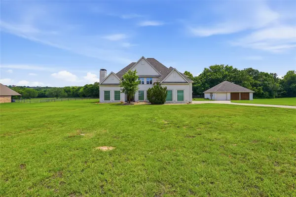 152 N Boyce Lane, Fort Worth, TX 76108