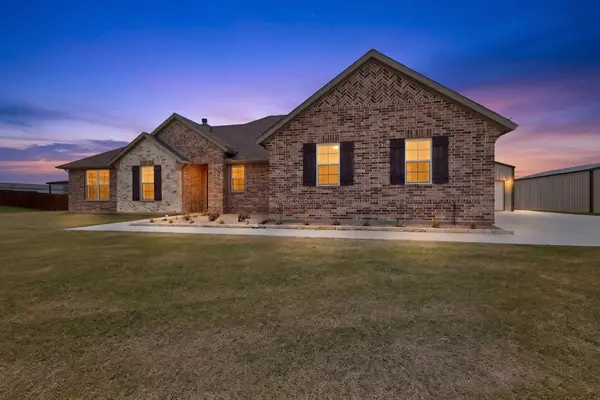 2721 Burr Oak Road, Oak Ridge, TX 75161