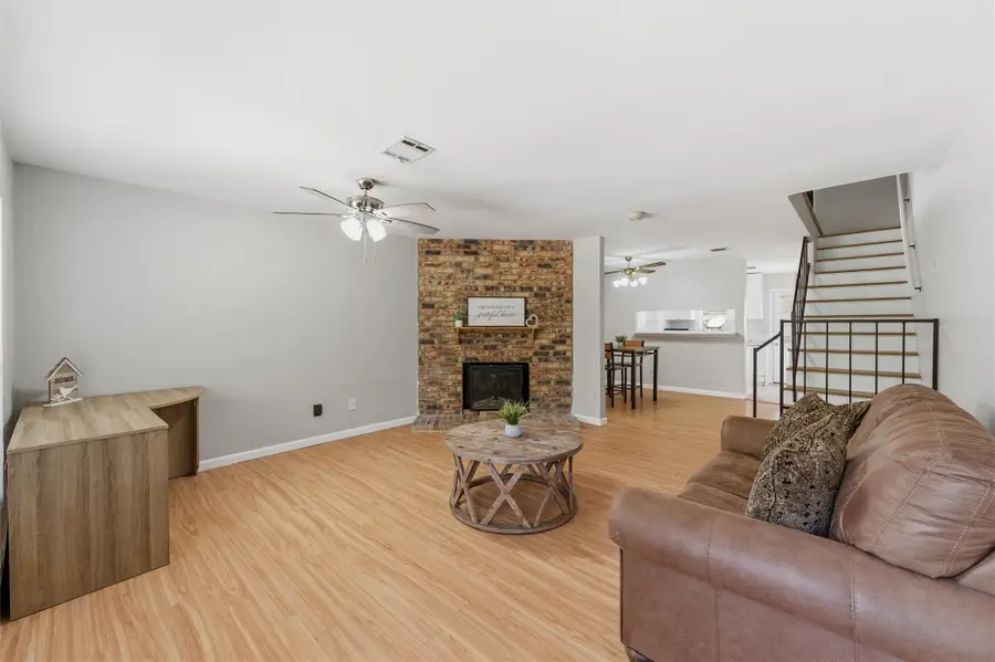107 Churchill Lane, Euless, TX 76039 - #3