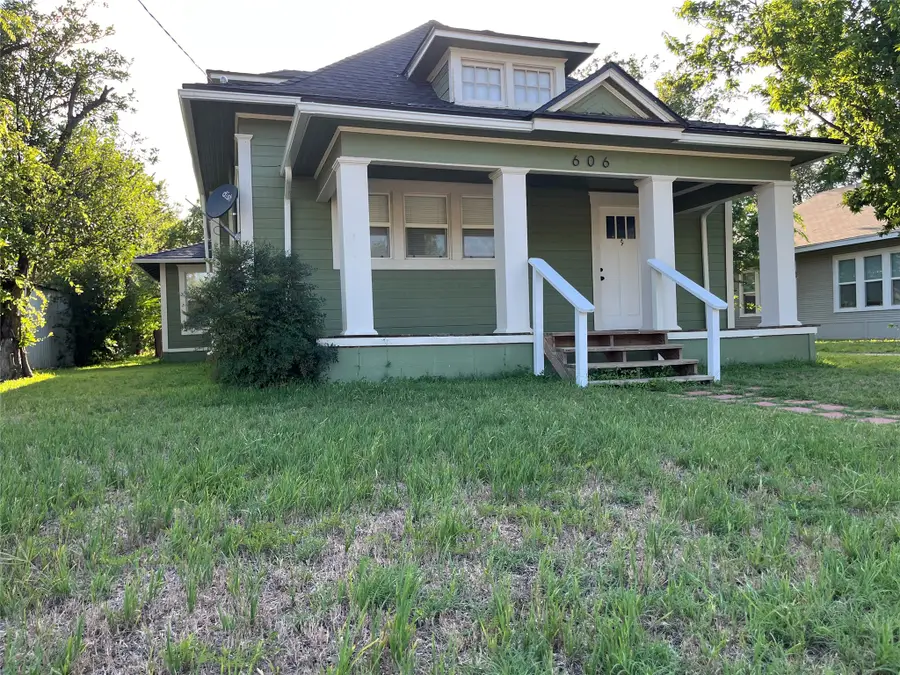 606 S Pecos Street, Coleman, TX 76834 - #3