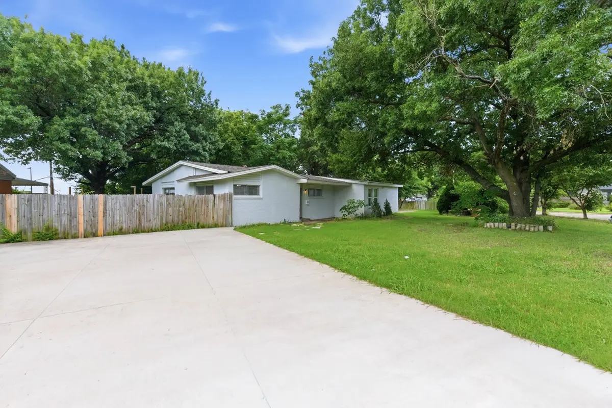 2204 Dunloe Avenue, Dallas, TX 75228 - #1