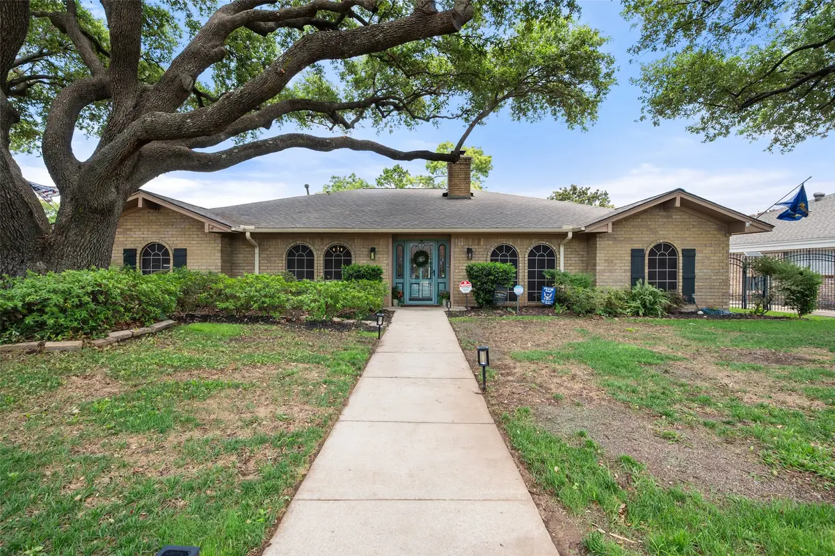 1307 S Westador Drive, Arlington, TX 76015 - #1