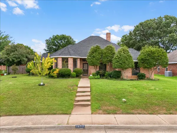 1408 Frenchmans Drive, DeSoto, TX 75115