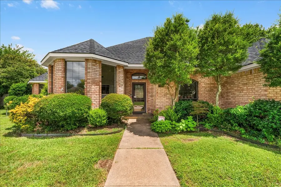 1408 Frenchmans Drive, Desoto, TX 75115 - #2
