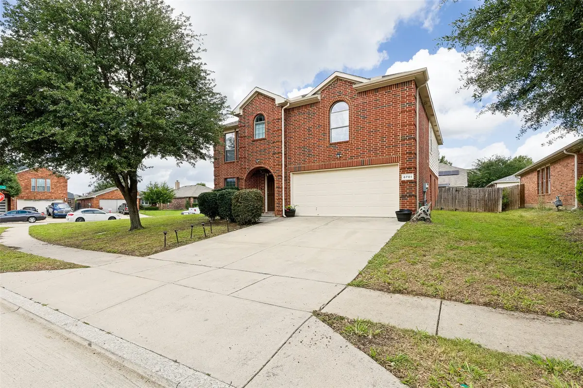 6701 Thaxton Trail, Fort Worth, TX 76137 - #1