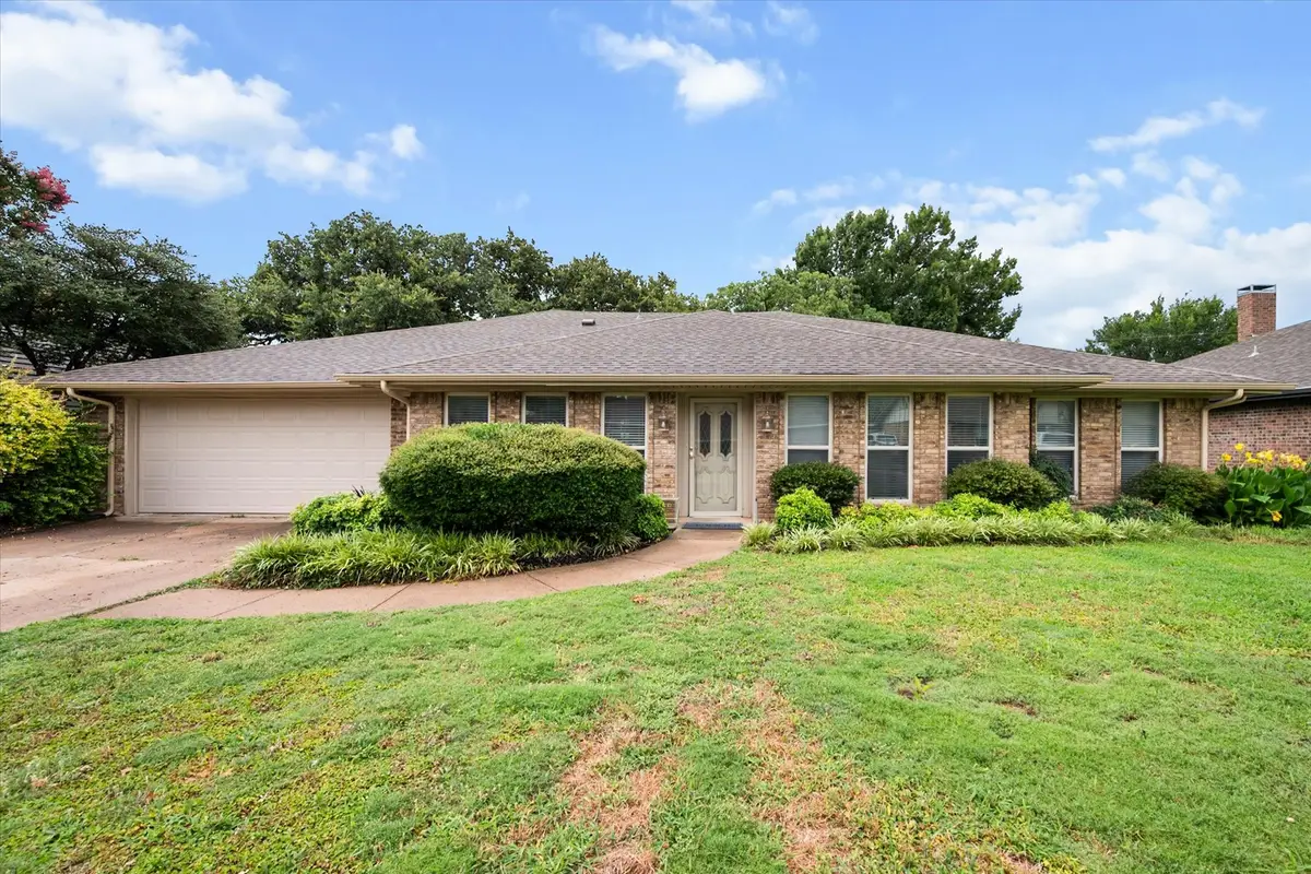 1018 Auburn Drive, Arlington, TX 76012 - #1