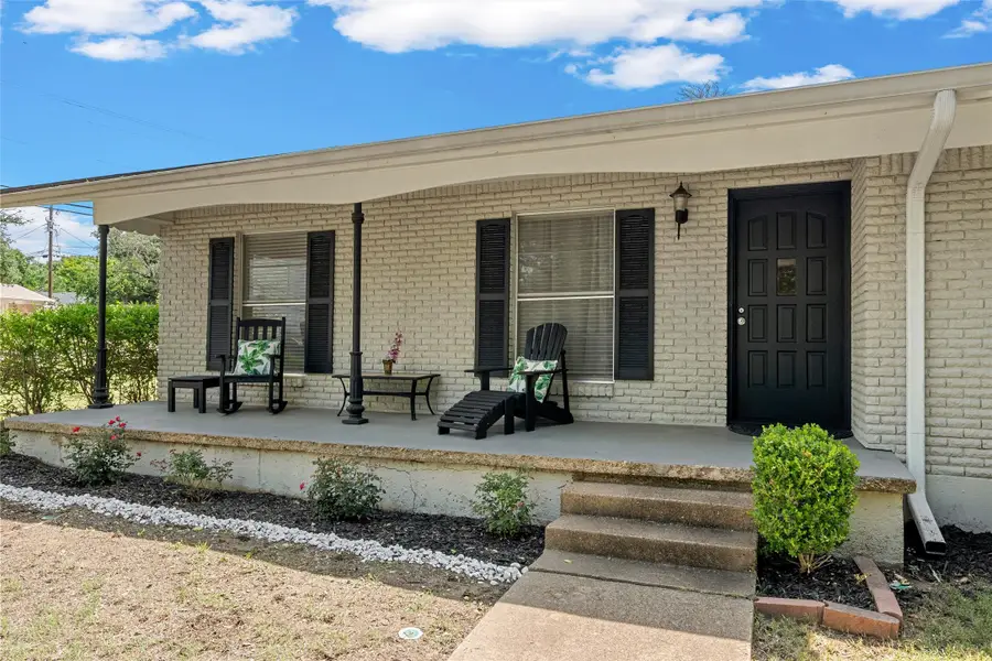 357 Sharron Drive, Woodway, TX 76712 - #2