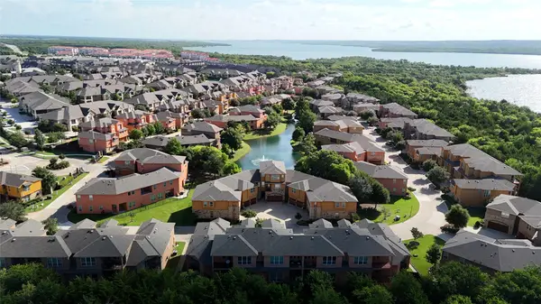 7310 Venice Drive #4, Grand Prairie, TX 75054