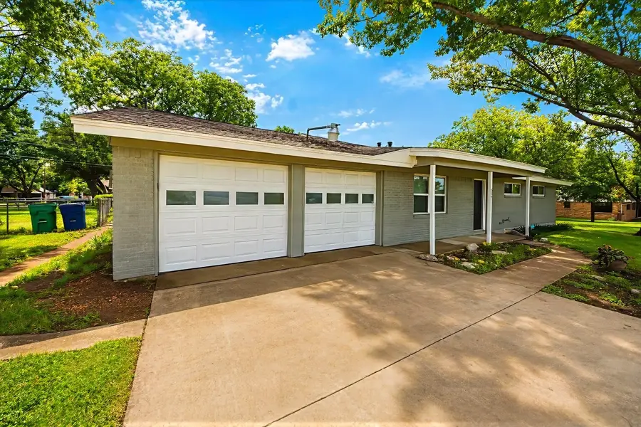 504 Pecan Street, Crowley, TX 76036 - #2