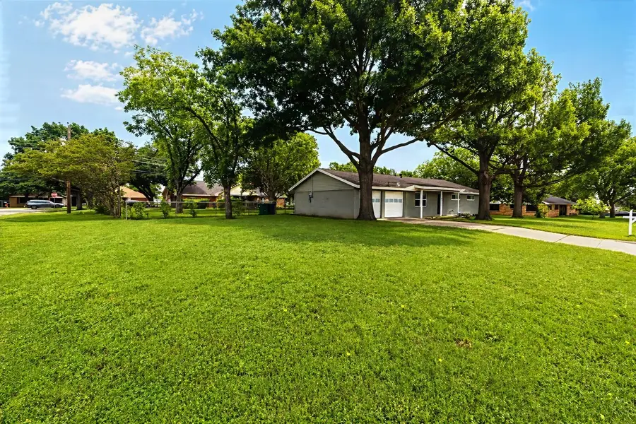 504 Pecan Street, Crowley, TX 76036 - #3