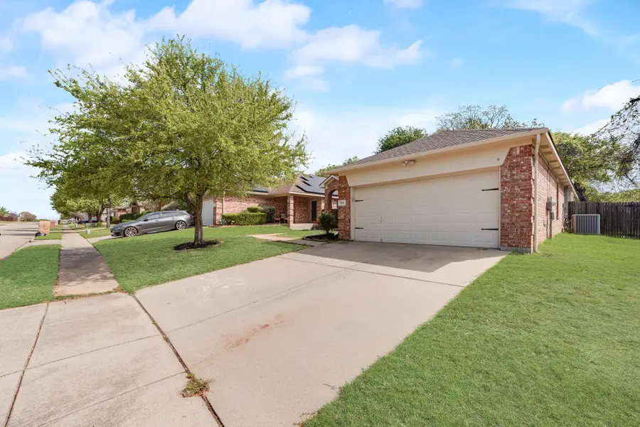 104 Goldeneye Lane, Fort Worth, TX 76120 - #2