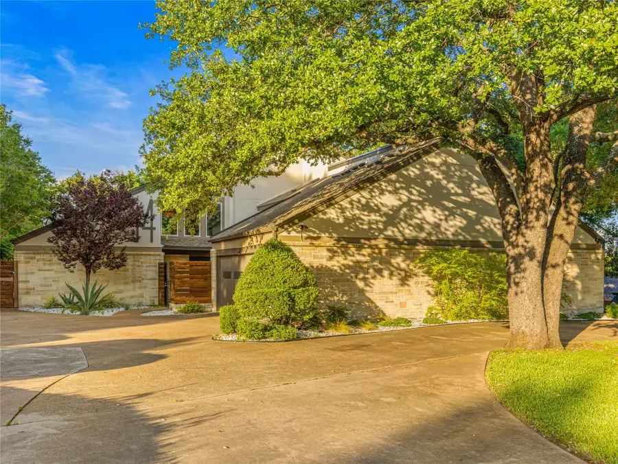 14 Windward Road, Benbrook, TX 76132 - #3