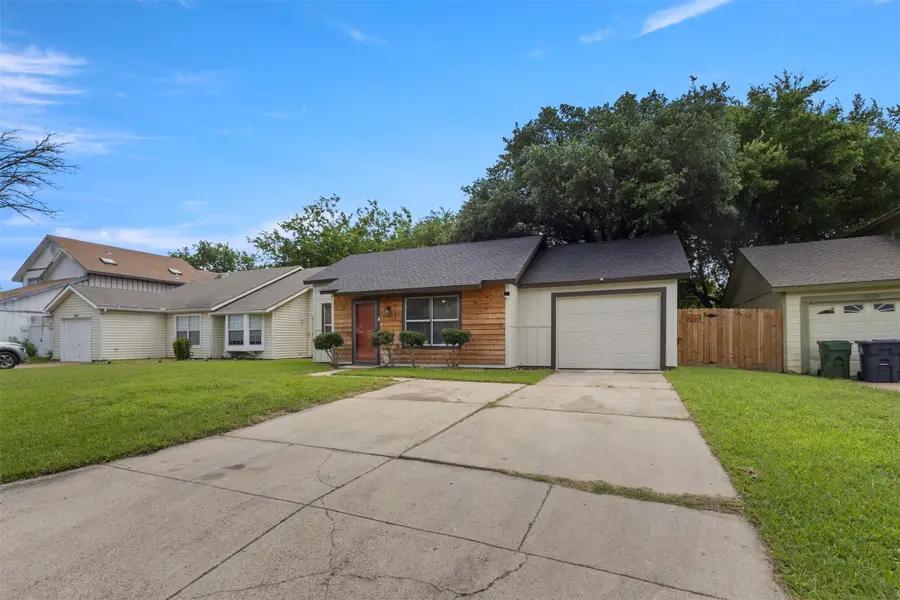 5523 Safari Trail, Arlington, TX 76018 - #2