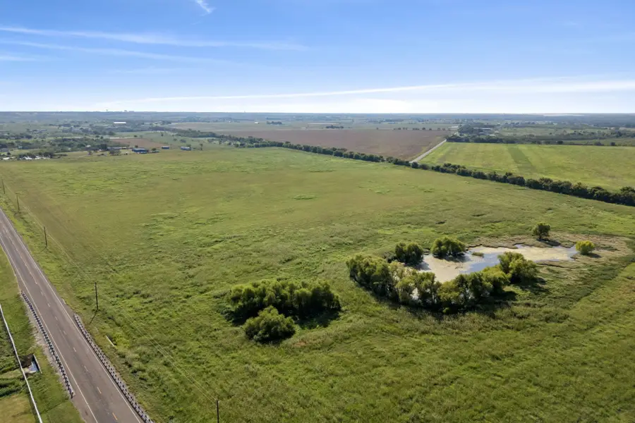 44 AC Fm 879, Ennis, TX 75119 - #2