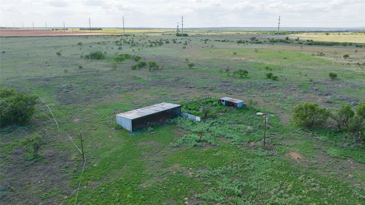 300 County Road 232, Rotan, TX 79546 - #1