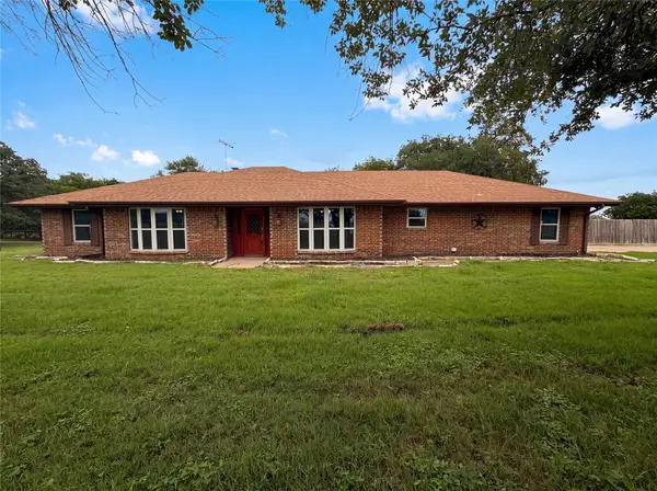 8017 E Fm 917, Alvarado, TX 76009