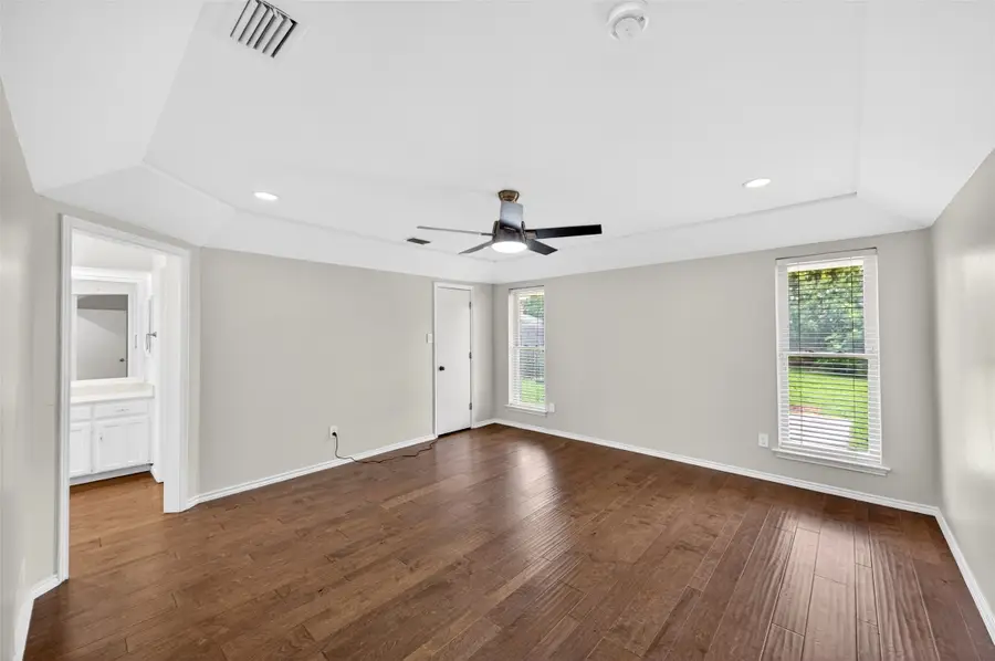 3908 Country Club Drive W, Irving, TX 75038 - #3