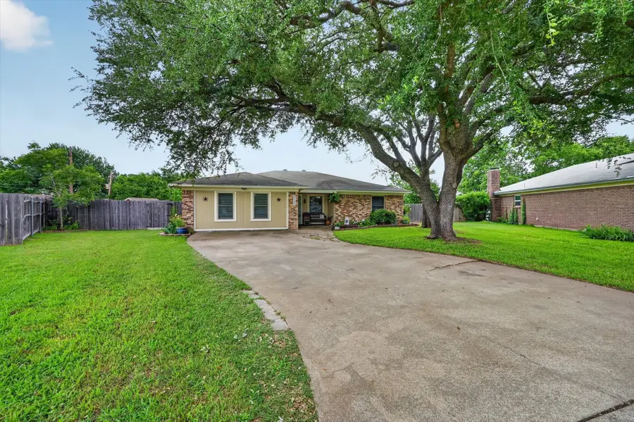1145 S Timberline Drive, Benbrook, TX 76126 - #2