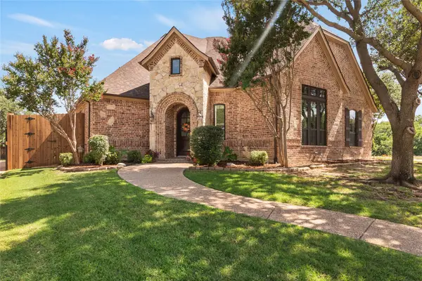 8300 Southridge Court, North Richland Hills, TX 76182