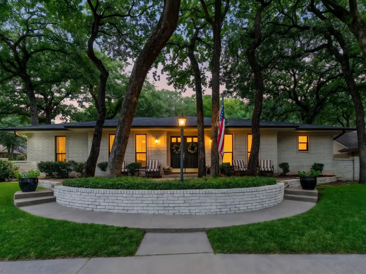 1800 Holm Oak Street, Arlington, TX 76012 - #1