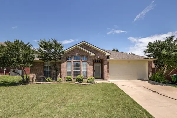 1713 Windcastle Drive, Mansfield, TX 76063