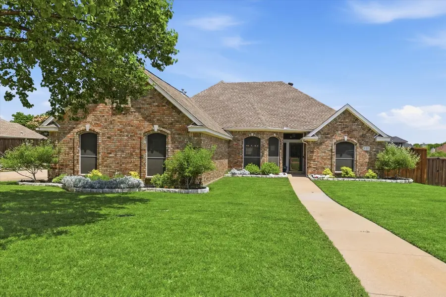 121 Honeysuckle Drive, Justin, TX 76247 - #2