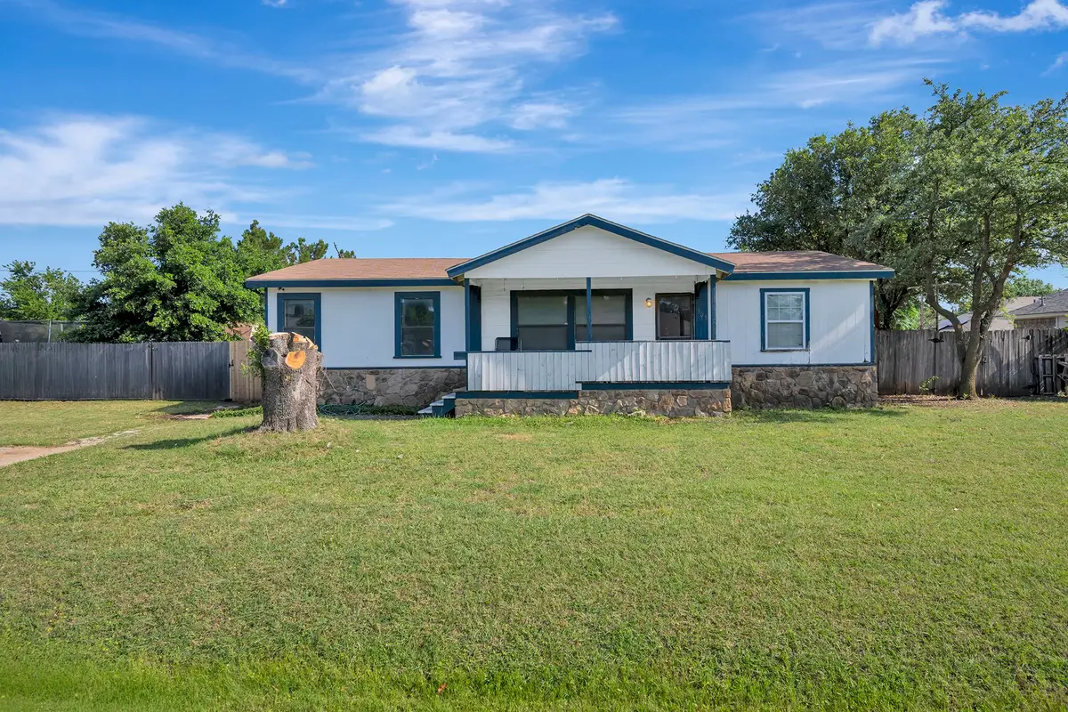 305 Branson Road, Roanoke, TX 76262 - #1