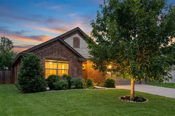 4200 Old Timber Lane, Fort Worth, TX 76036