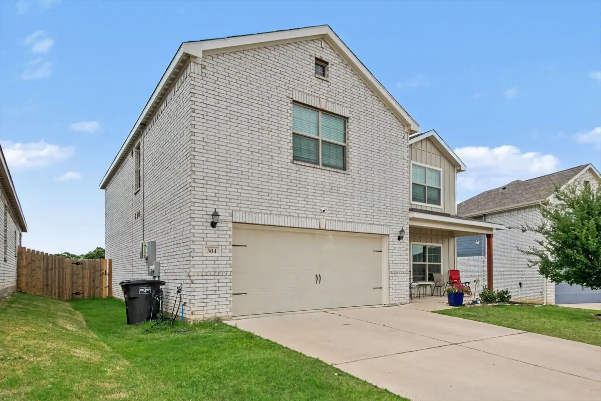 304 Lowery Oaks Trail, Fort Worth, TX 76120 - #1