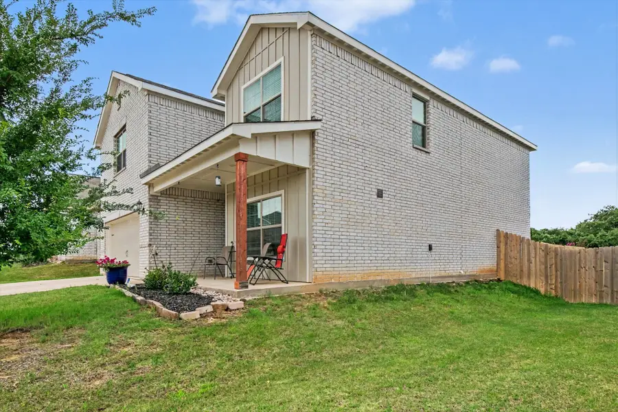304 Lowery Oaks Trail, Fort Worth, TX 76120 - #3