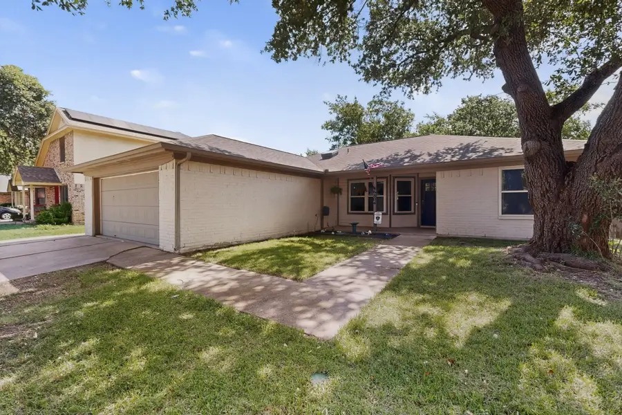6804 Richfield Drive, North Richland Hills, TX 76182 - #3