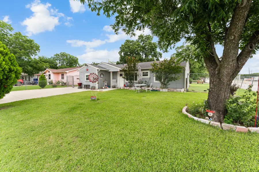 7051 Hodde Street, Dallas, TX 75217 - #2