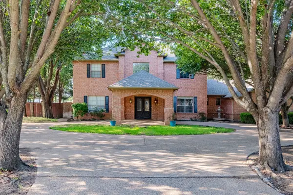 240 Timberleaf Drive, Double Oak, TX 75077