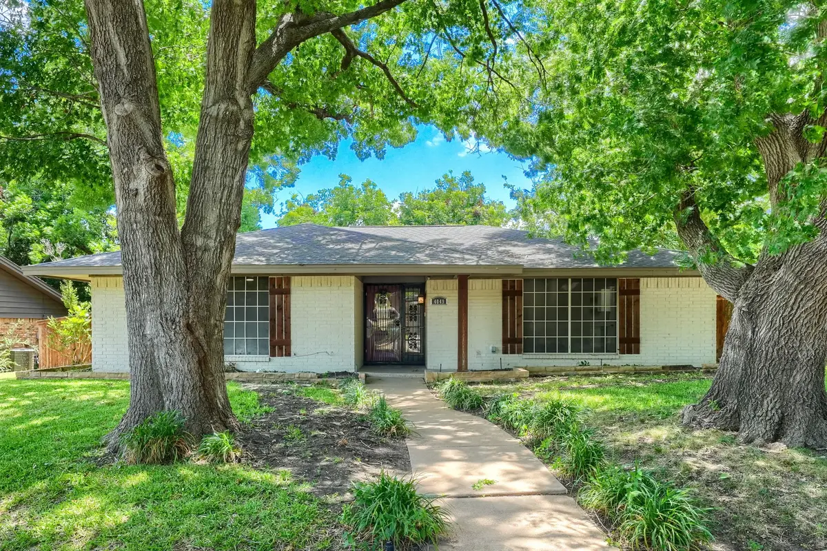 4049 Alicante Avenue, Fort Worth, TX 76133 - #1