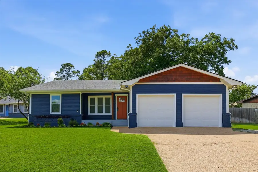 401 W Hillcrest Street, Keene, TX 76059 - #3