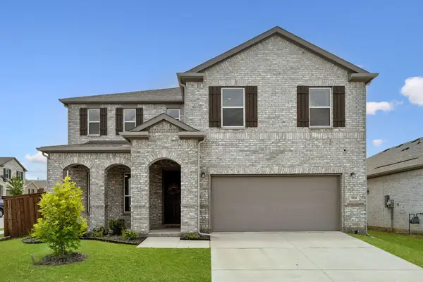984 Brock Drive, Aubrey, TX 76227