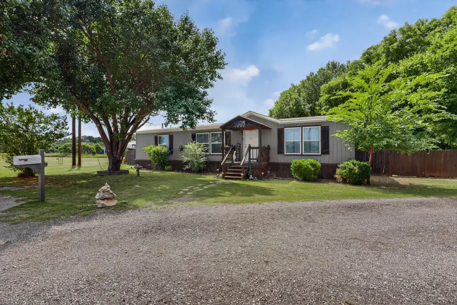 5800 Archery Court, Granbury, TX 76048 - #2