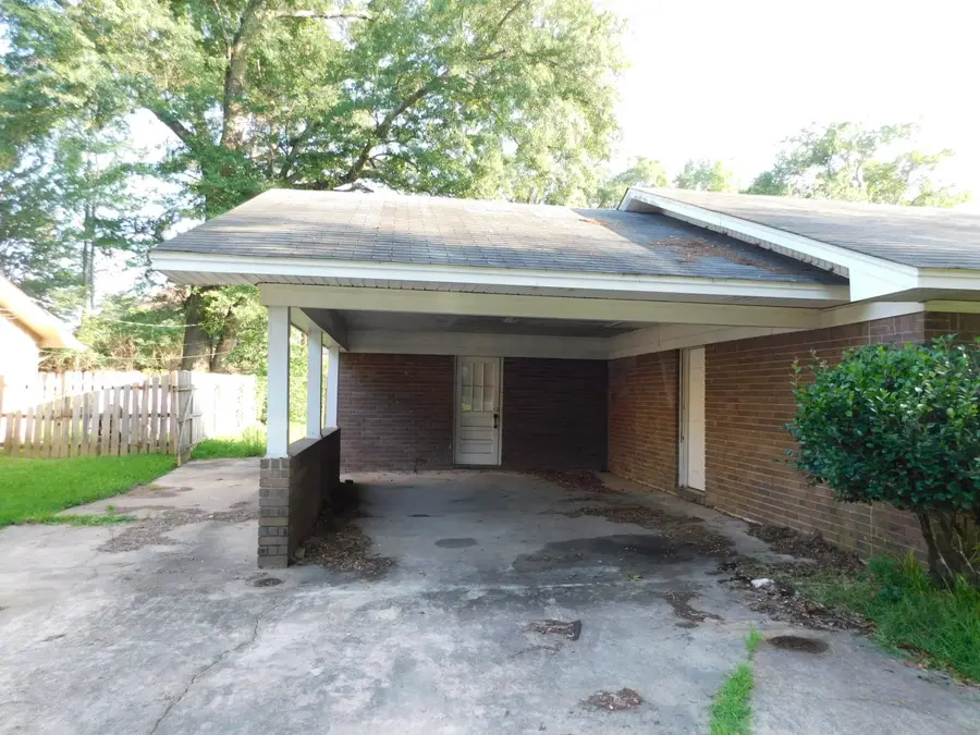 45 Broadmoor Drive, Texarkana, AR 71854 - #3