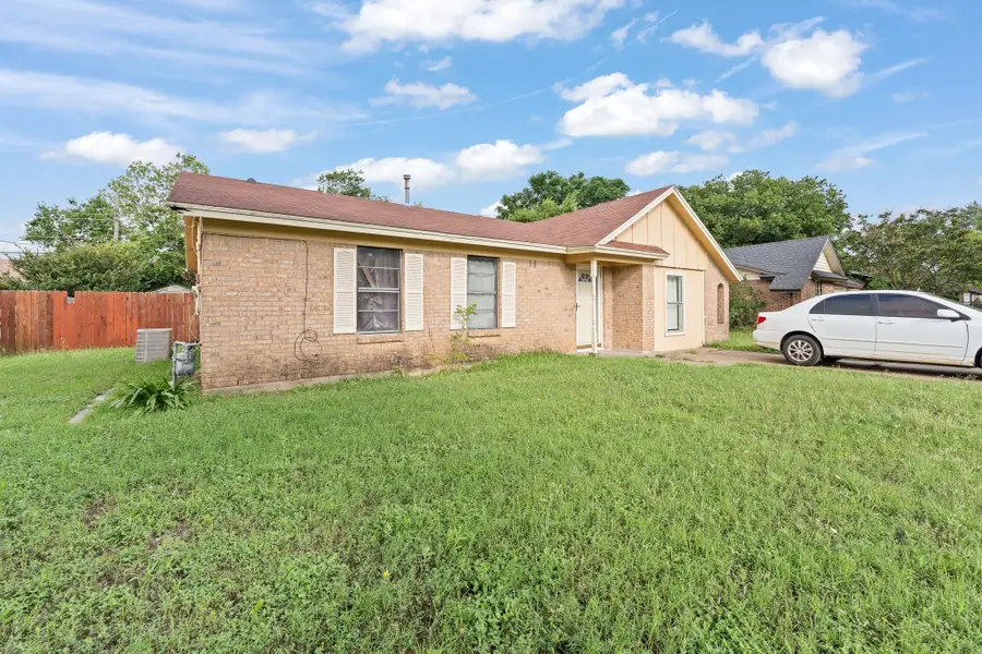 1601 Mcanear Street, Cleburne, TX 76033 - #2