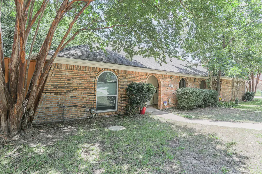3817 Rustic Forest Trail, Arlington, TX 76016 - #2