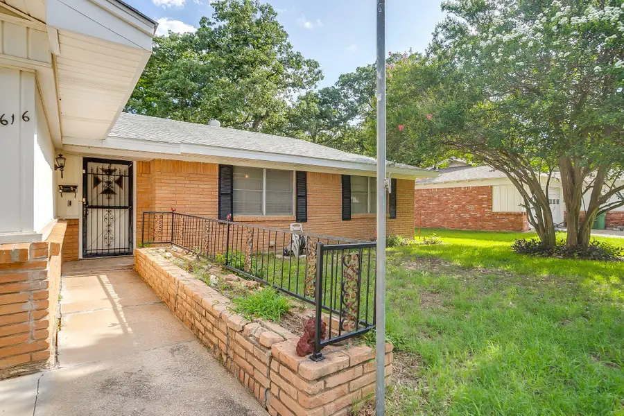 616 Post Oak Drive, Hurst, TX 76053 - #3