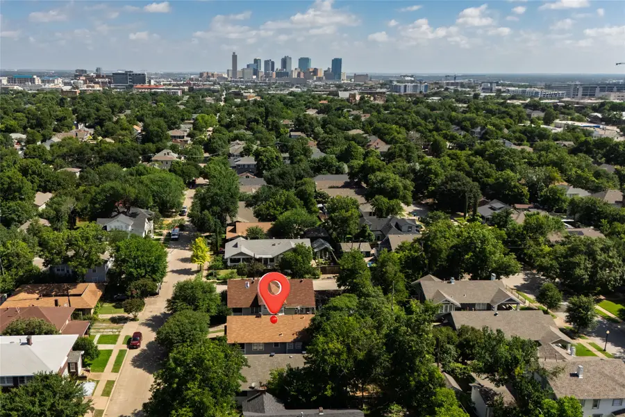 2107 College Avenue, Fort Worth, TX 76110 - #3