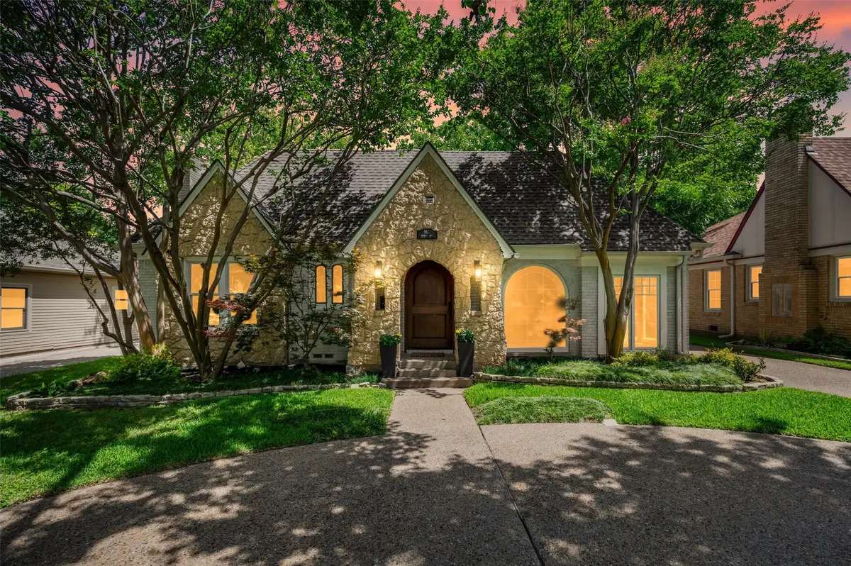 5621 Mccommas Boulevard, Dallas, TX 75206 - #1